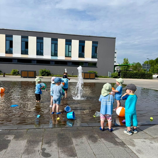 Sommer, Sonne, Wasserspaß! 💧 ☀️
Bei diesem Wetter ...