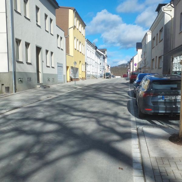 Die Straßenerneuerung in Neheim schreitet voran! Ü ...